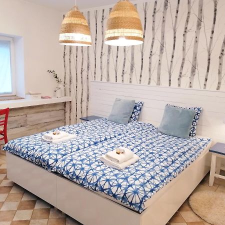 Jaszbereny Boutique Room Buitenkant foto